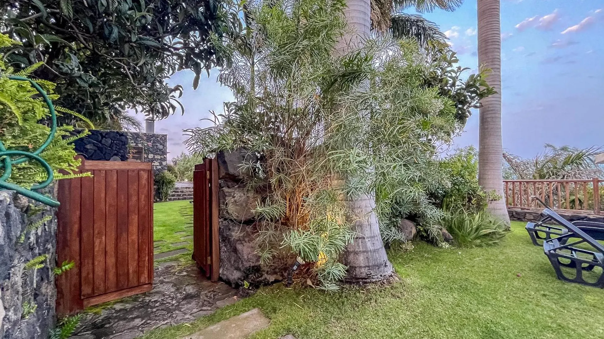 Lightbooking La Morita Villa De Mazo Apartment