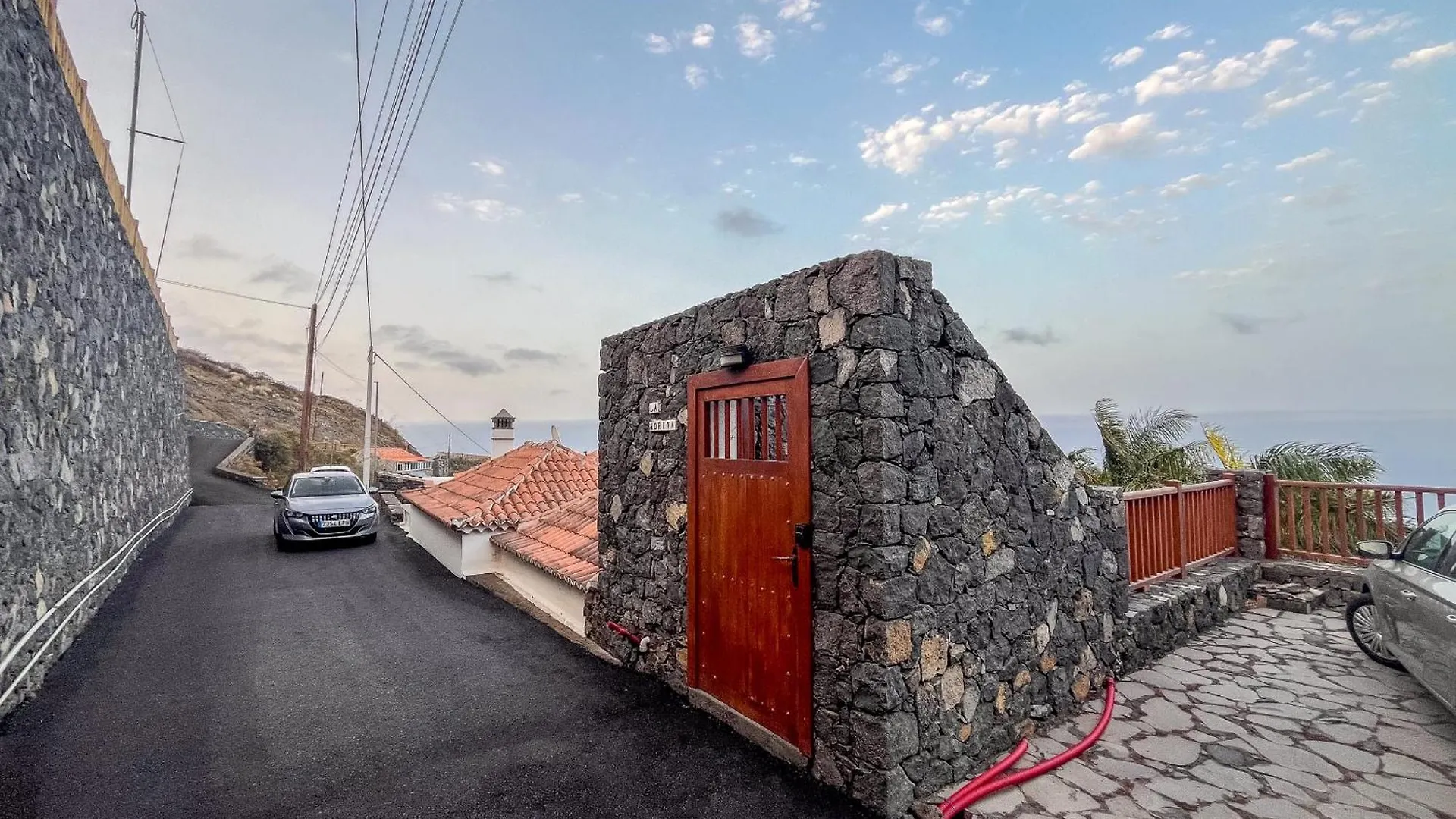 Lightbooking La Morita Villa De Mazo contacts